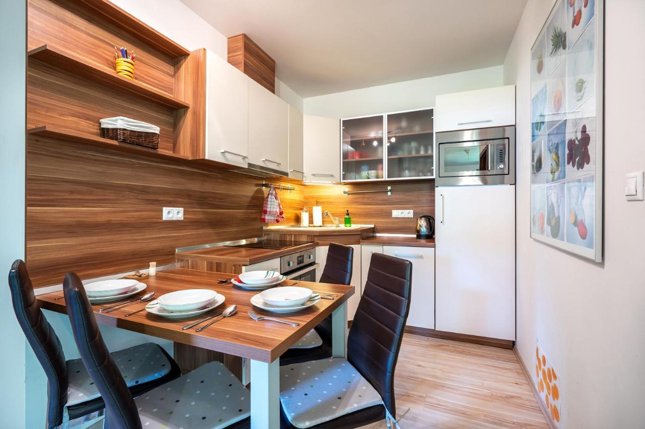 Apartment Emilka Tale-Wellness 5 Min-Balcony-Hiking-View Horna Lehota Ngoại thất bức ảnh